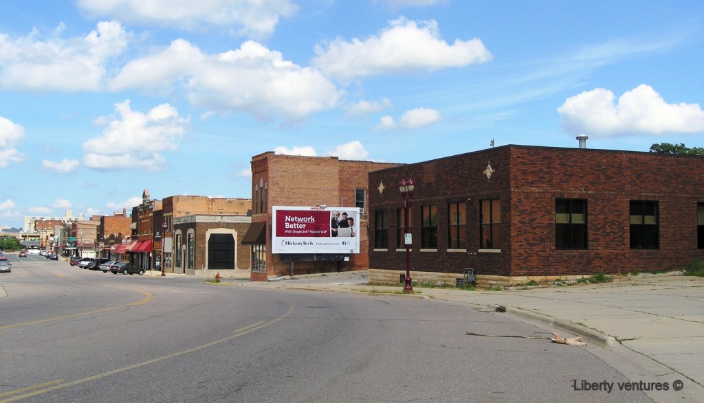 Office space for lease and apartments in downtown Mankato